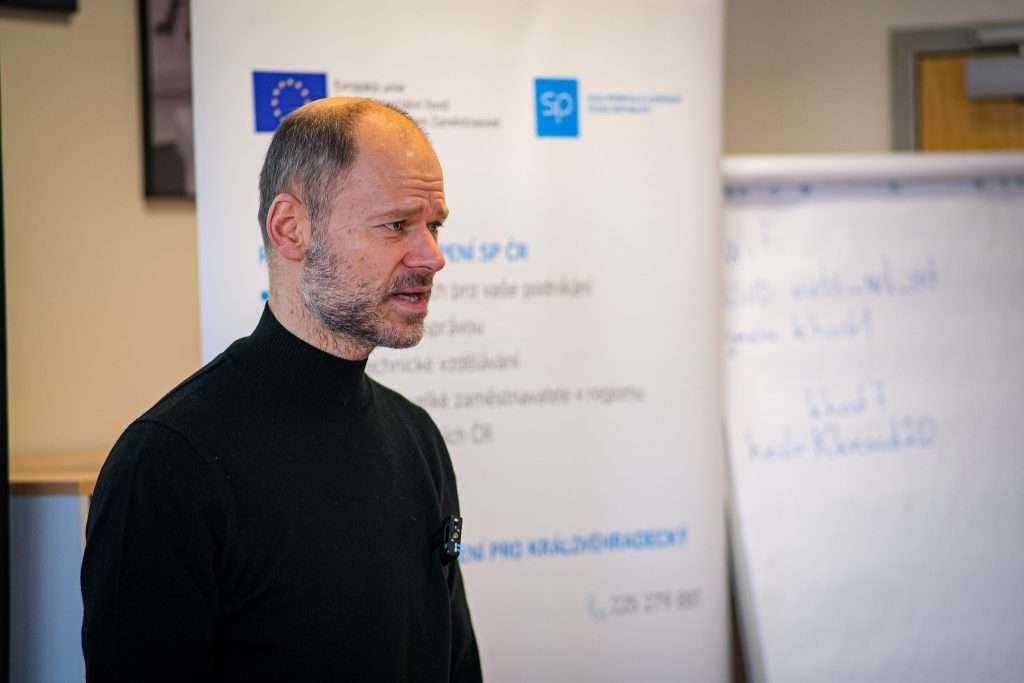 Kulatý stůl na téma Nefinanční reporting (ESG a CSRD) a Audit uhlíkové stopy2
